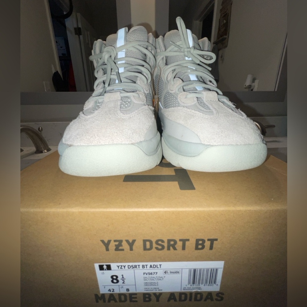 Yeezy dsrt boots (sand)